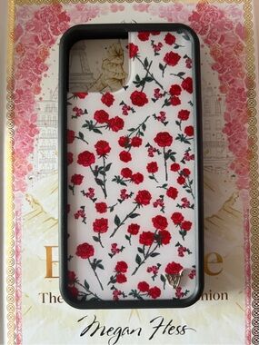 Floral Red/white Rose Pattern Phone Case - IPhone 13 Wildflower Case